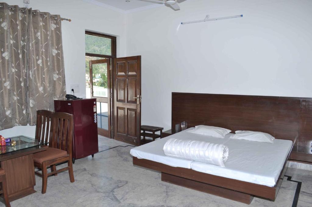 فندق Rishīkeshفي  Shivanta Residency الغرفة الصورة