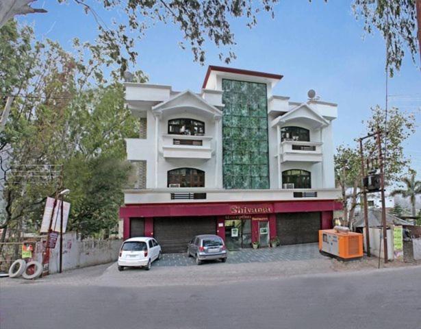 فندق Rishīkeshفي  Shivanta Residency المظهر الخارجي الصورة