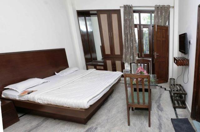 فندق Rishīkeshفي  Shivanta Residency الغرفة الصورة